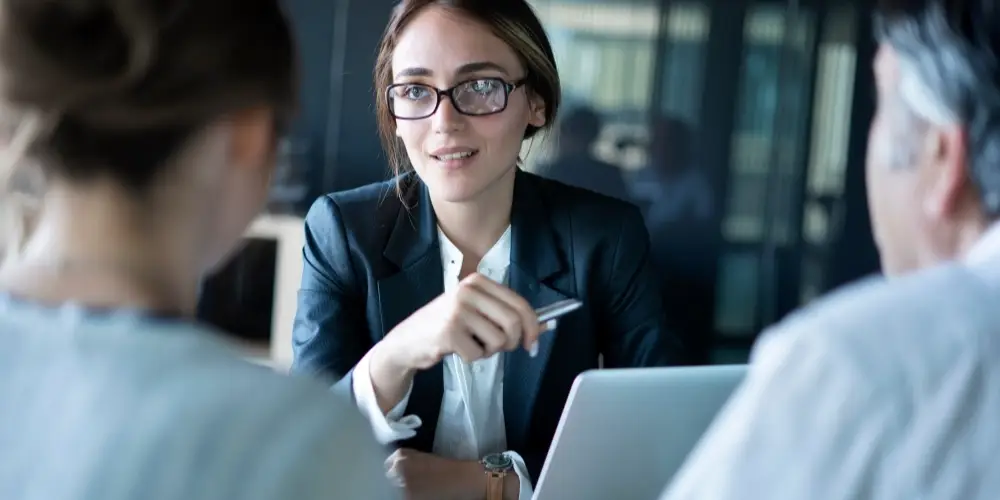 Rappresentazione visiva dell'articolo: La consulenza
finanziaria al femminile: verso un futuro più inclusivo
